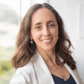 Dra. Elena Morán, Fisioterapeuta Senior